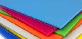 Vacuum forming plastic