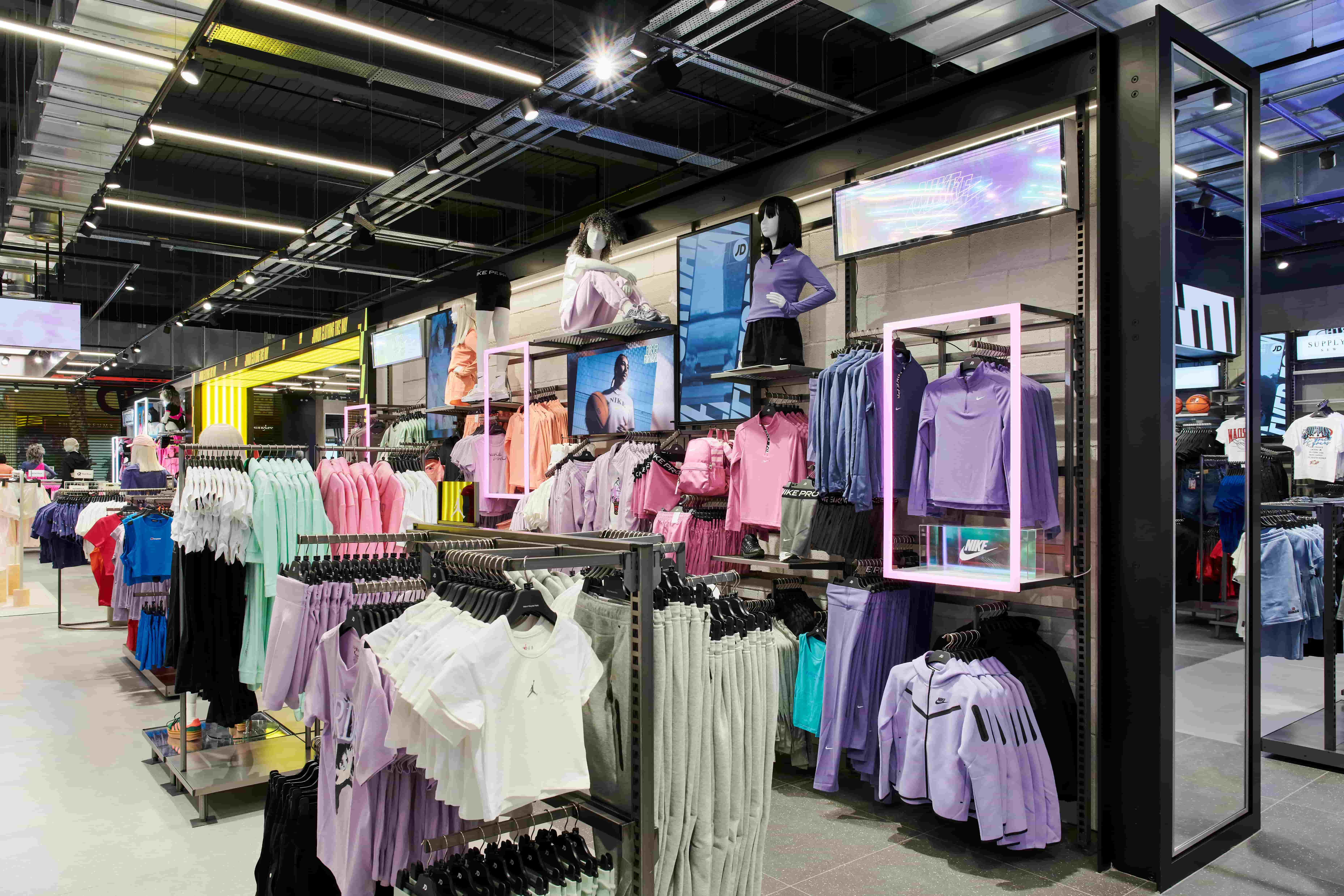  Colour changing halo. JD Sports Trafford Centre